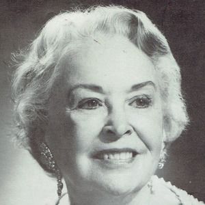 Meet your Posher, Ouida